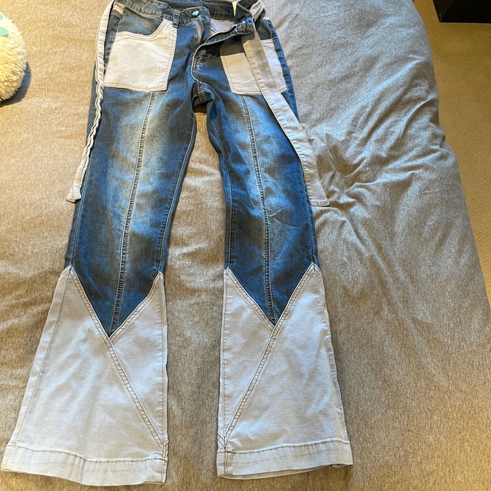 70s style jeans, flare at the end only worn once